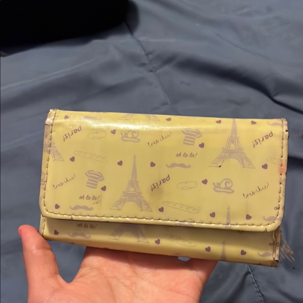 green Paris-Themed Wallet